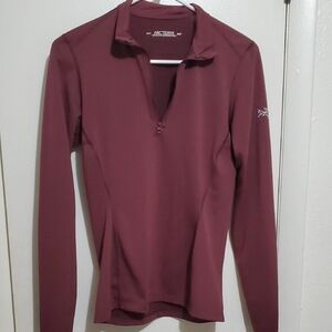 Arc'teryx Women's Maroon Long Sleeve Top